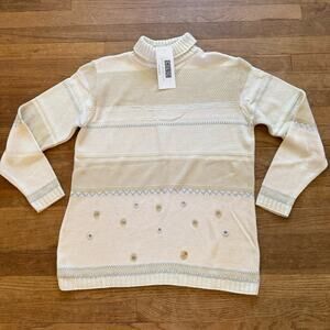 Cricket Lane Collection CLC white bone long sleeve turtleneck sweater size M
 b2